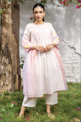 Suhani White Flared Cotton Kurta With Applique