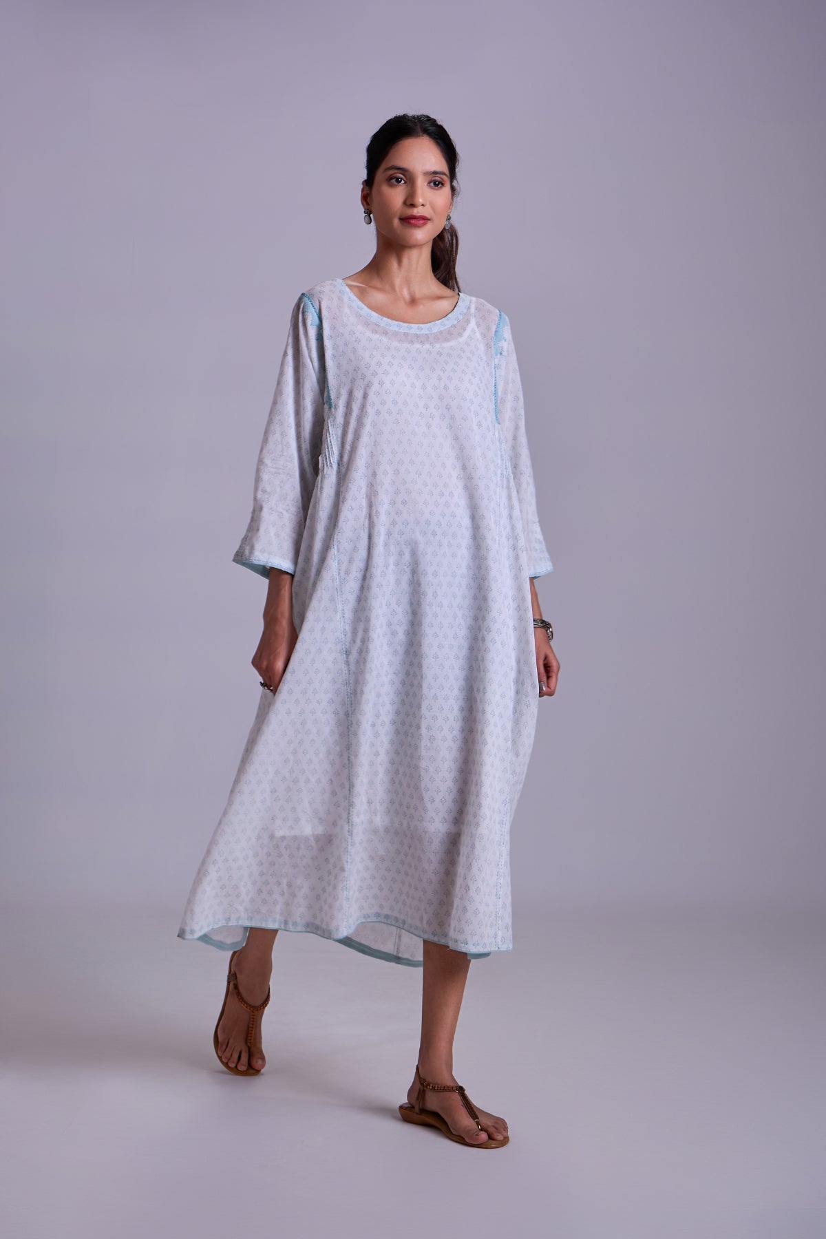 Suhani White A-Line Cotton Dress With Applique
