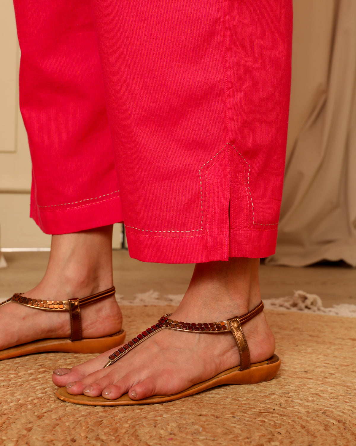 Aashvi Pink Straight-Fit Mangalgiri Cotton Pant With Kantha Hand Embroidery