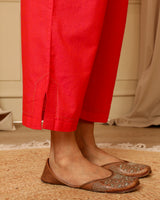 Aashvi Coral Straight-Fit Mangalgiri Cotton Pant With Kantha Hand Embroidery