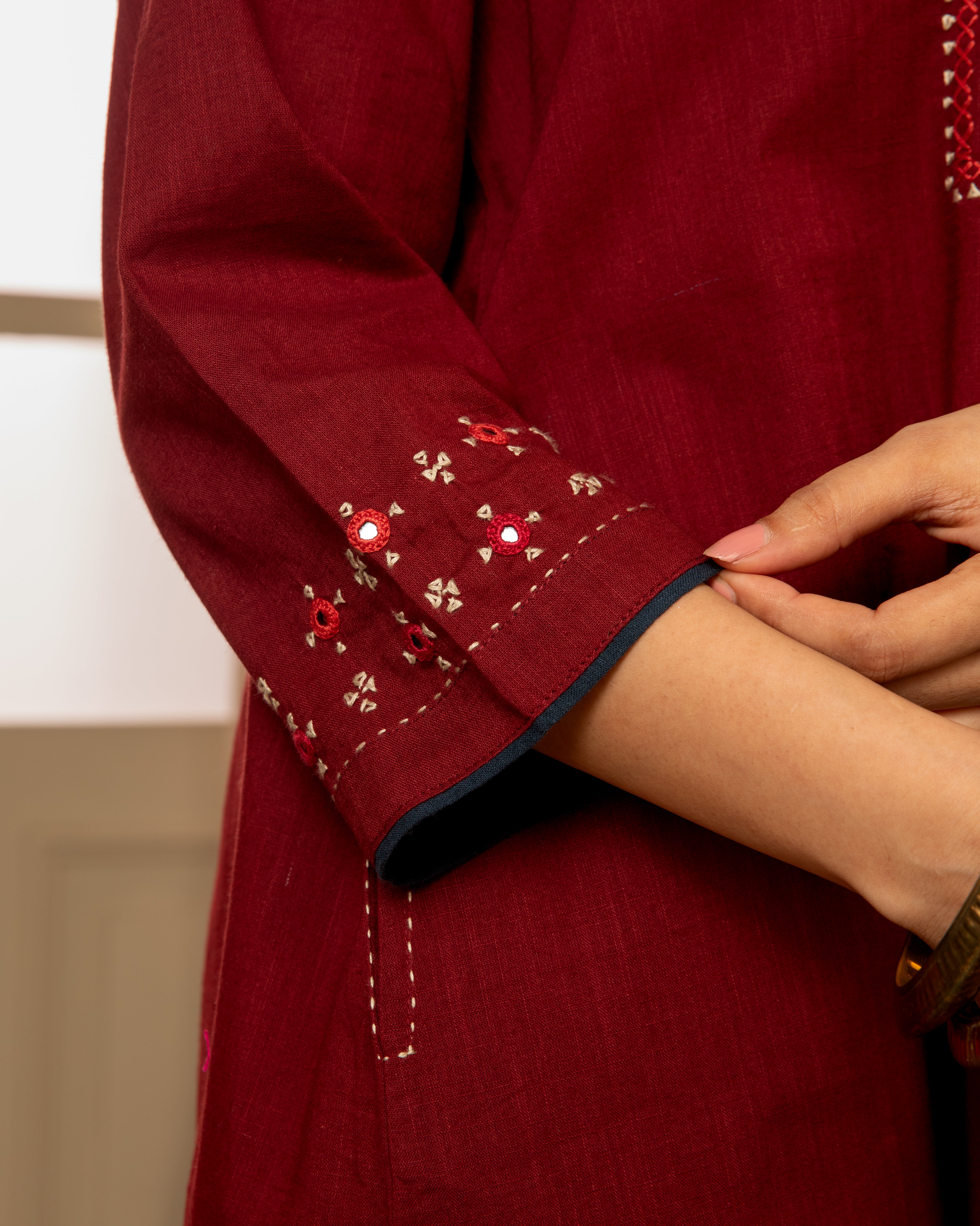 Paheli Maroon Straight-Fit Cotton Kurta With Pakka Hand Embroidery