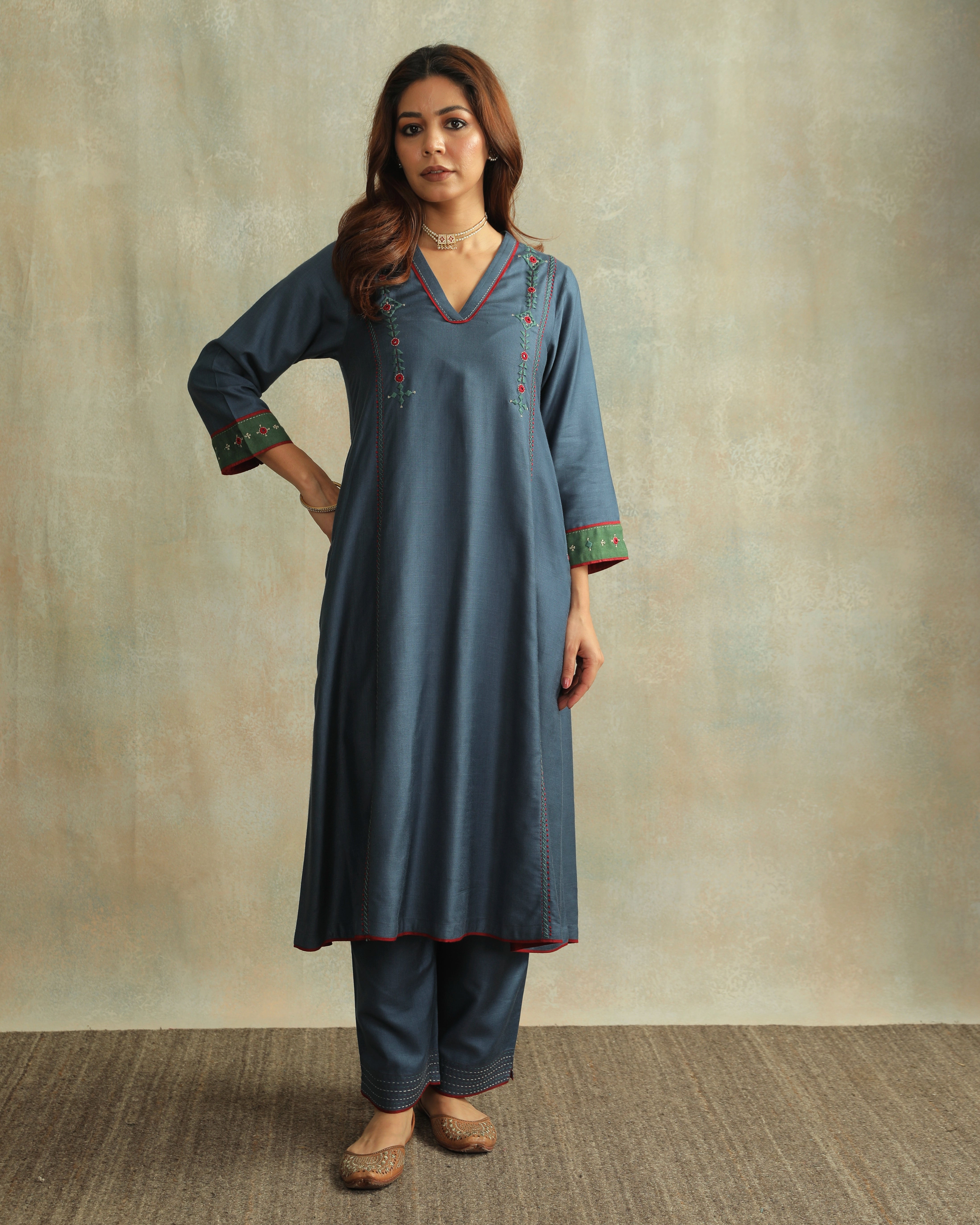 Pratha Blue V-Neck Cotton-Silk Kurta With Soof Hand Embroidery