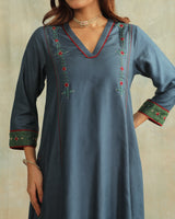 Pratha Blue V-Neck Cotton-Silk Kurta With Soof Hand Embroidery
