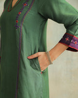Pratha Green V-Neck Cotton-Silk Kurta With Soof Hand Embroidery