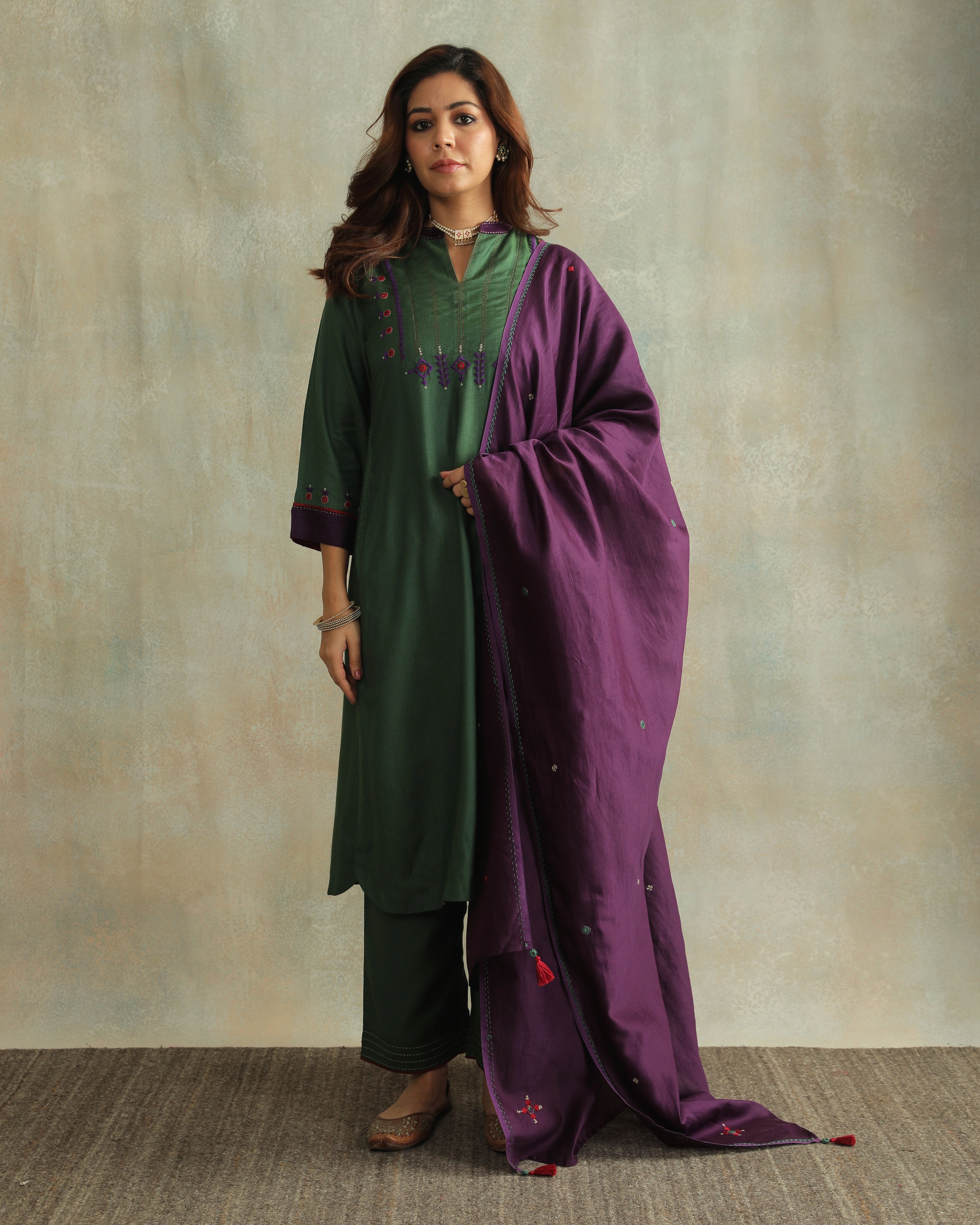 Pratha Green A-Line Cotton-Silk Kurta With Soof Hand Embroidery