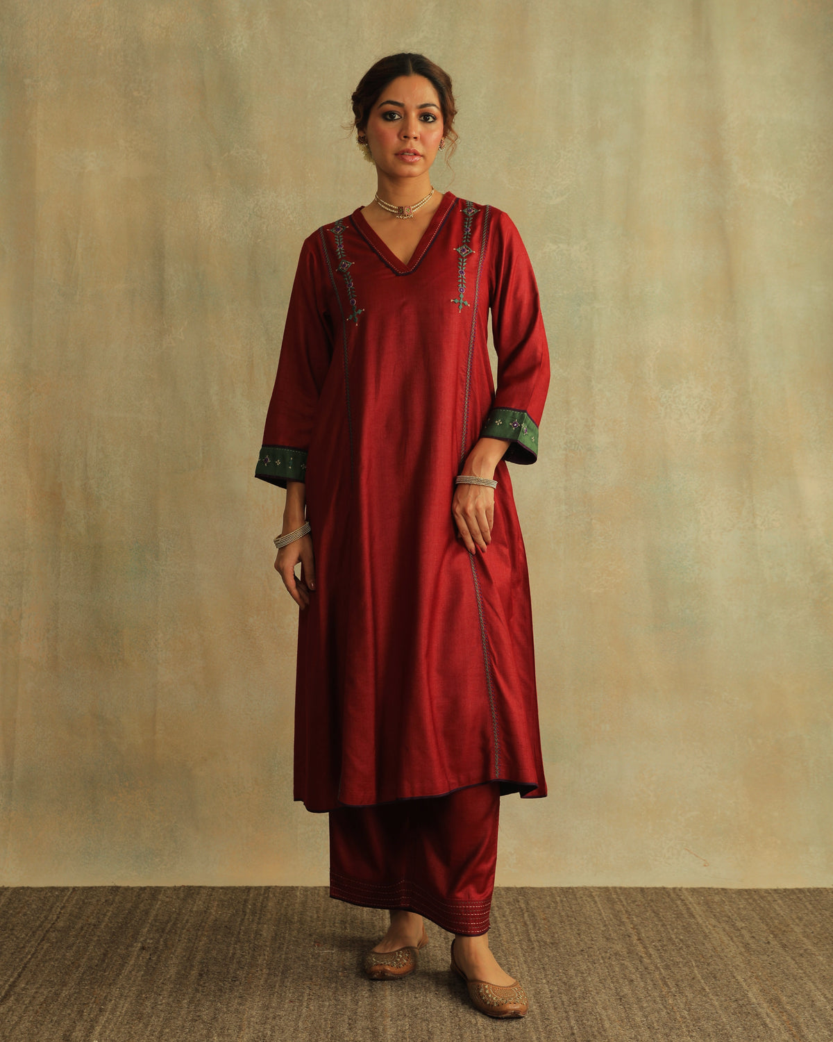 Pratha Maroom V-Neck Cotton-Silk Kurta With Soof Hand Embroidery