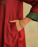 Pratha Maroom V-Neck Cotton-Silk Kurta With Soof Hand Embroidery
