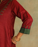 Pratha Maroon A-Line Cotton-Silk Kurta With Soof Hand Embroidery
