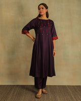 Pratha Jamuni Round-Neck Cotton-Silk Kurta With Soof Hand Embroidery