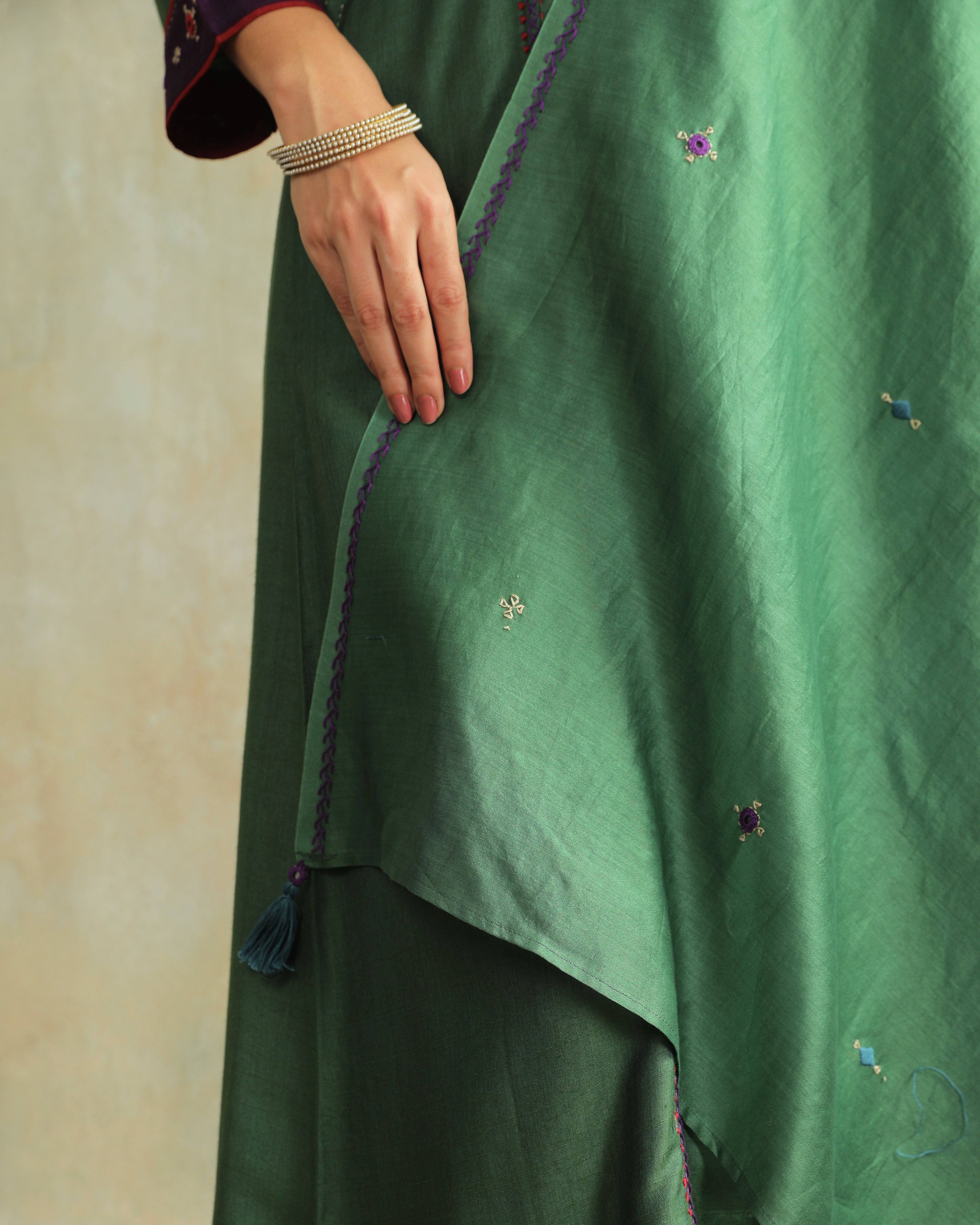 Pratha Green Chanderi Dupatta With Soof Hand Embroidery