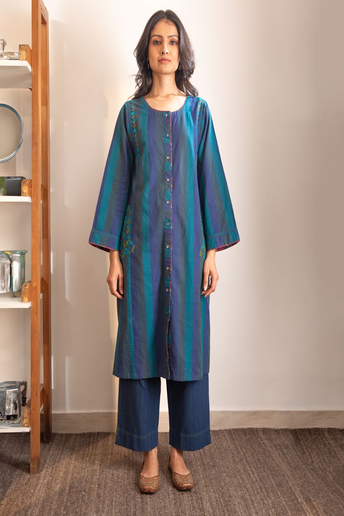 Haveli Crewel Blue Kimono Sleeve Kurta