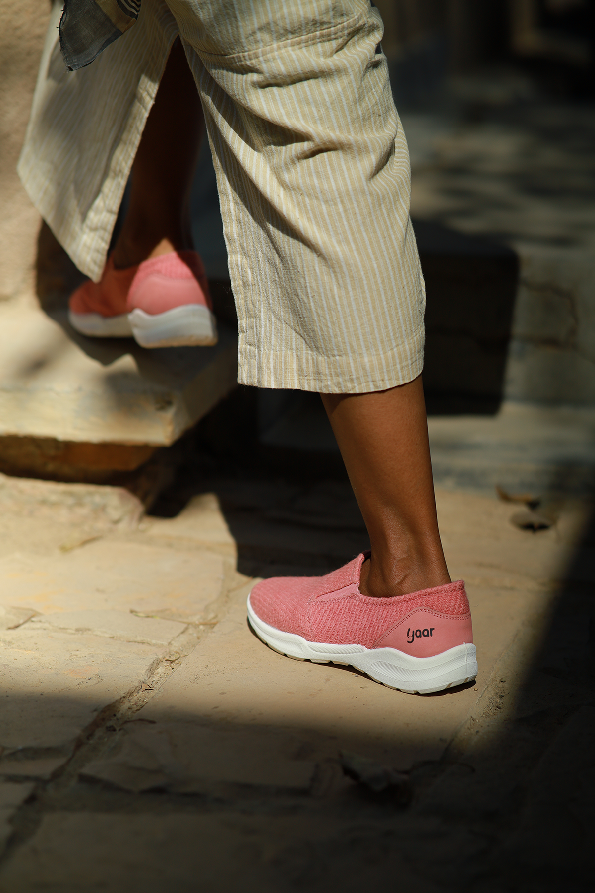 Yaar Women's Slip-on Shoes Pink