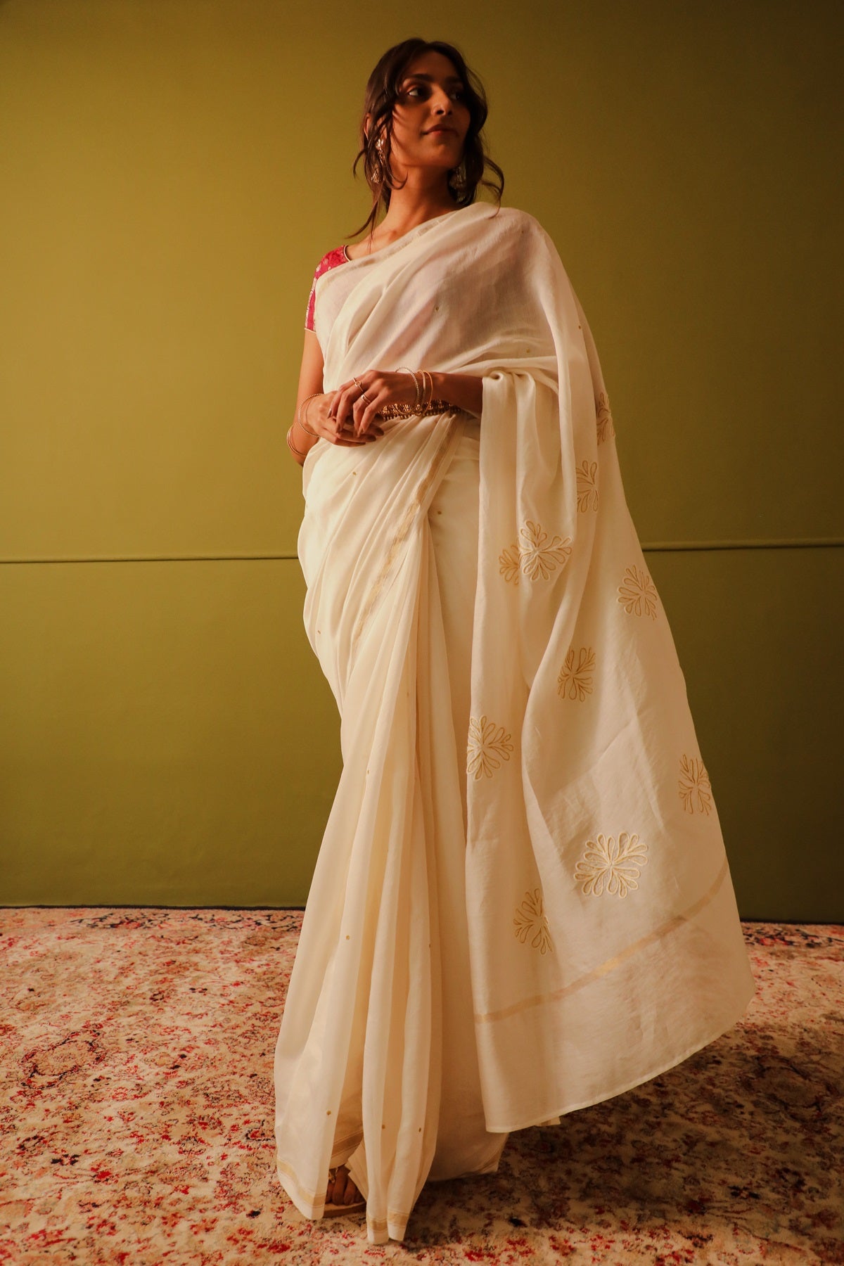 Saba Off-White Crewel Embroidered Persian Flower Saree