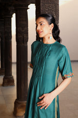 Juhi Teal Kurta With Crewel Embroidery